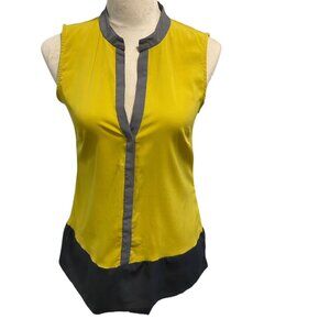 2/$20 Banana Republic Yellow with Grey Sleeveless Blouse - Size XS